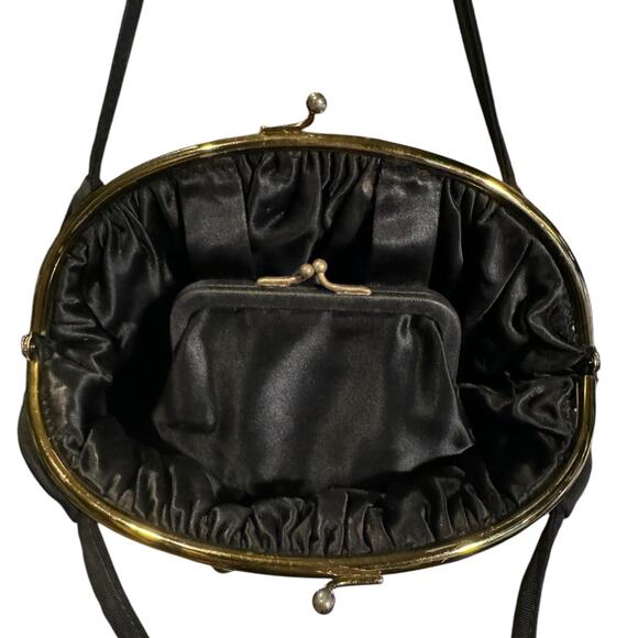 1950's Vintage formal Black Bag with kiss claps attached inside coin purse - Picture 4 of 9